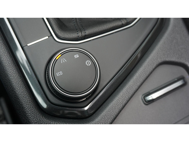 Seat Tarraco 1.5 TSI 150PK DSG FR Business Intense 5-Zits Pano.Dak 360-View Keyless LED Virtual Cockpit *NL auto* 54215km!
