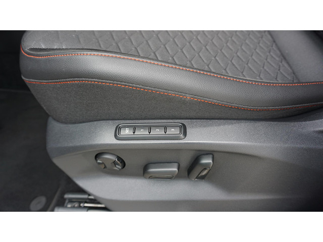 Seat Tarraco 1.5 TSI 150PK DSG FR Business Intense 5-Zits Pano.Dak 360-View Keyless LED Virtual Cockpit *NL auto* 54215km!
