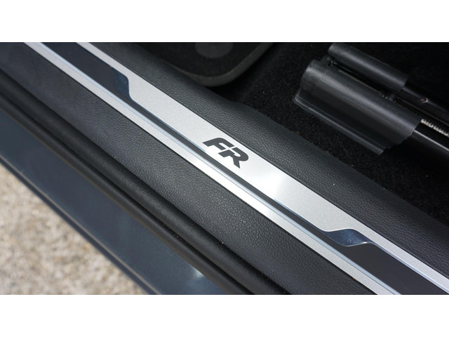 Seat Tarraco 1.5 TSI 150PK DSG FR Business Intense 5-Zits Pano.Dak 360-View Keyless LED Virtual Cockpit *NL auto* 54215km!