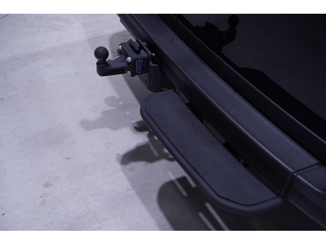 Volkswagen Crafter 2.0 TDI 140 pk DSG Aut. L3H2 nwe Model, Navi LED Koplampen, 270 Graden Deuren, PDC V+A, BPMK vrij, 3-Zits