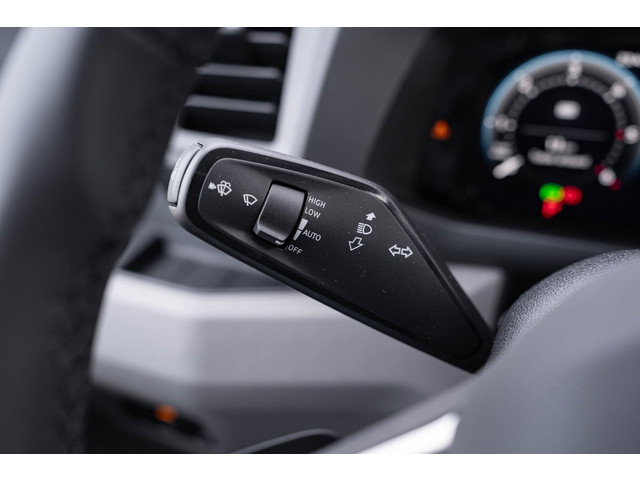 Volkswagen Crafter 2.0 TDI 140 pk L3H2 DSG Aut. Nwe Model BPM vrij, Navi, Camera, Trekhaak 3.000 kg, LED Koplampen, 3-Zits