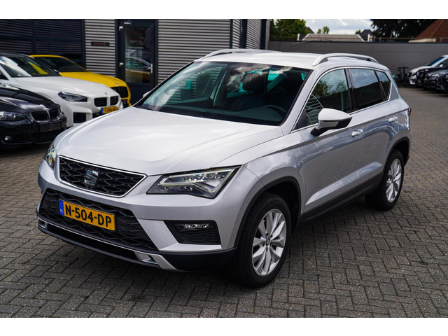 Seat Ateca 1.0 EcoTSI Style Business Intense | LED koplampen | Achteruitrijcamera | Climatronic airco | Multifunctioneel stuur |