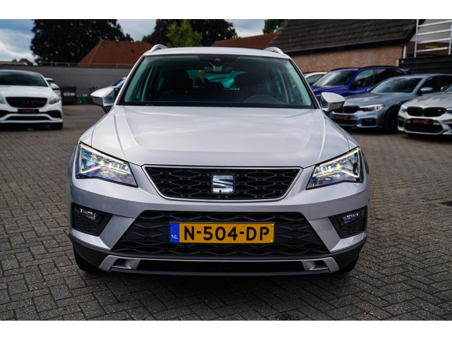Seat Ateca 1.0 EcoTSI Style Business Intense | LED koplampen | Achteruitrijcamera | Climatronic airco | Multifunctioneel stuur |