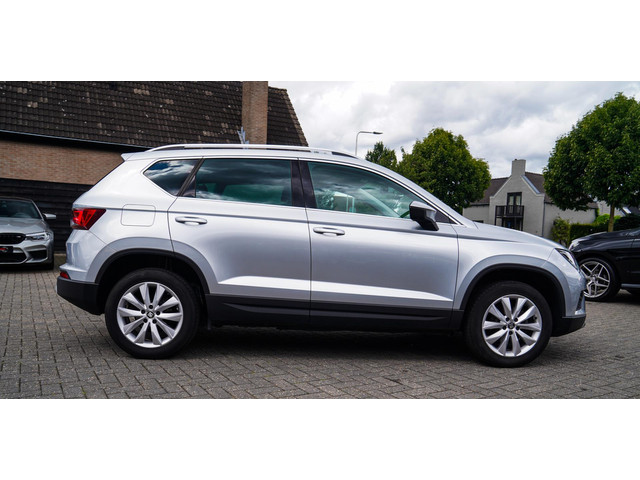 Seat Ateca 1.0 EcoTSI Style Business Intense | LED koplampen | Achteruitrijcamera | Climatronic airco | Multifunctioneel stuur |