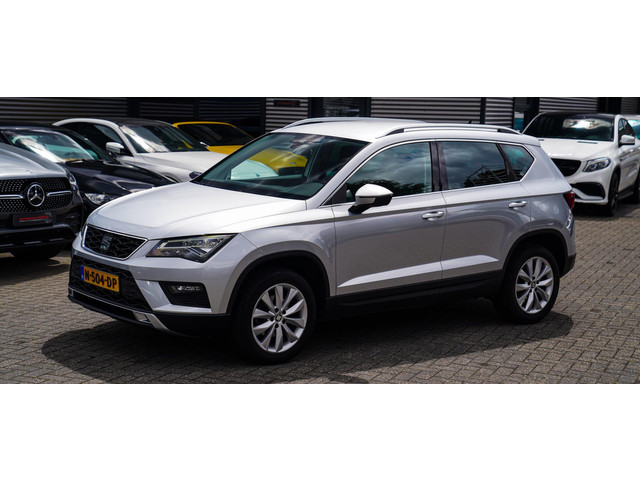 Seat Ateca 1.0 EcoTSI Style Business Intense | LED koplampen | Achteruitrijcamera | Climatronic airco | Multifunctioneel stuur |