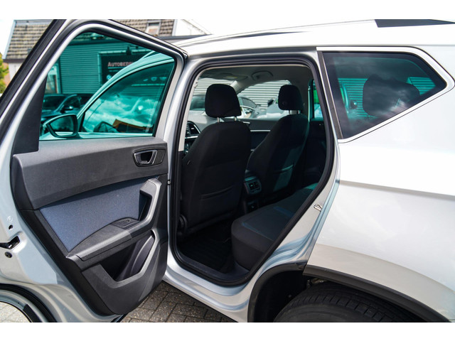 Seat Ateca 1.0 EcoTSI Style Business Intense | LED koplampen | Achteruitrijcamera | Climatronic airco | Multifunctioneel stuur |