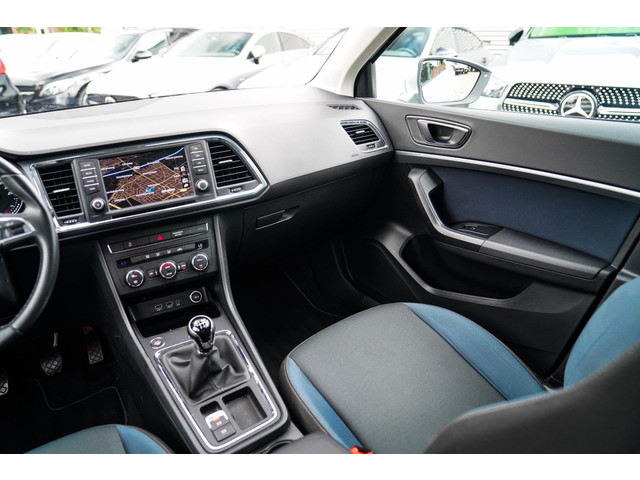 Seat Ateca 1.0 EcoTSI Style Business Intense | LED koplampen | Achteruitrijcamera | Climatronic airco | Multifunctioneel stuur |