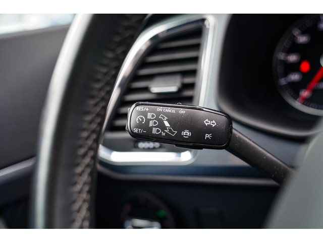 Seat Ateca 1.0 EcoTSI Style Business Intense | LED koplampen | Achteruitrijcamera | Climatronic airco | Multifunctioneel stuur |