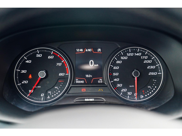Seat Ateca 1.0 EcoTSI Style Business Intense | LED koplampen | Achteruitrijcamera | Climatronic airco | Multifunctioneel stuur |