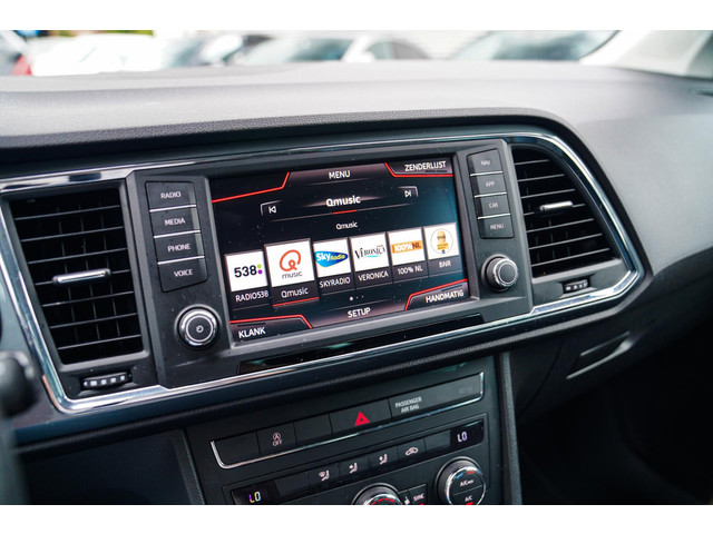 Seat Ateca 1.0 EcoTSI Style Business Intense | LED koplampen | Achteruitrijcamera | Climatronic airco | Multifunctioneel stuur |