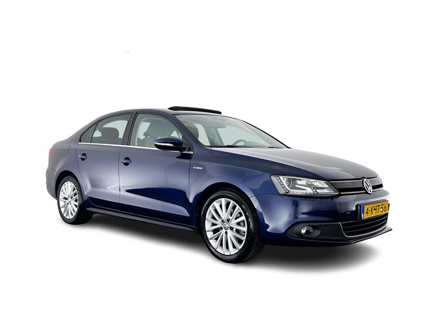 volkswagen-jetta-1.4-tsi-hybrid-highline-executive-pack-aut.-pano---bi-xenon---navi-fullmap---camera---heated-comfortseats---ecc---pdc---privacy
