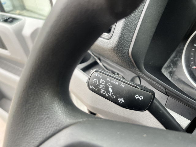 Volkswagen Crafter 35 2.0 TDI DC Open laadbak Airco Cruise controle Pick-up Euro 6 Parkeerhulp achter evt 2500kg trekgewicht 6 persoons p-up bakwag