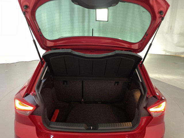 Seat Ibiza 1.0 TSI FR Business Intense Virtual Cockpit LED Camera Navigatie DAB+
