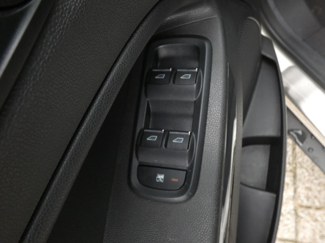 Ford EcoSport 1.0 EcoBoost 125pk Titanium White Black Edition | Afn. Trekhaak | Half-Leder | Stoelverw. |