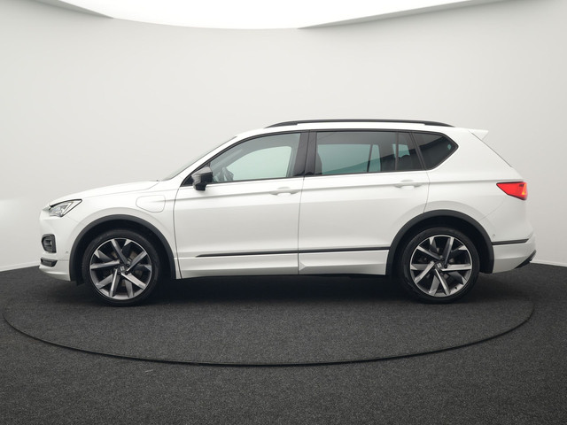 Seat Tarraco 1.4 TSI e-Hybrid FR Plug in Hybrid 245pk PHEV | Trekhaak af Fabriek | Adaptive Cruise | 360 Camera | Half Lederen Sportstoelen M