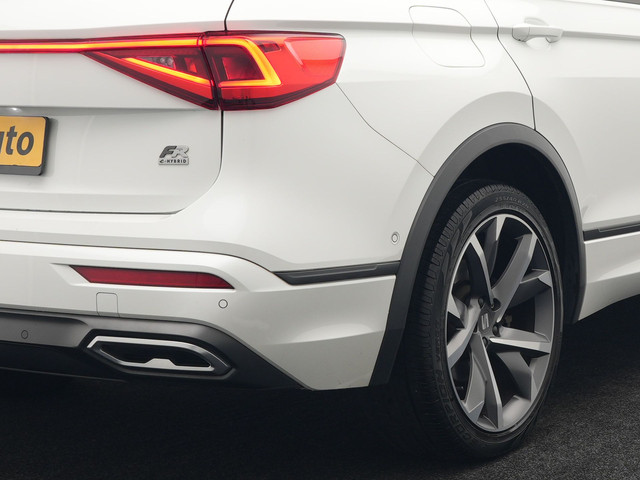 Seat Tarraco 1.4 TSI e-Hybrid FR Plug in Hybrid 245pk PHEV | Trekhaak af Fabriek | Adaptive Cruise | 360 Camera | Half Lederen Sportstoelen M