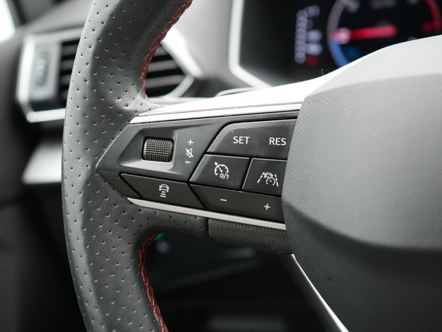 Seat Tarraco 1.4 TSI e-Hybrid FR Plug in Hybrid 245pk PHEV | Trekhaak af Fabriek | Adaptive Cruise | 360 Camera | Half Lederen Sportstoelen M