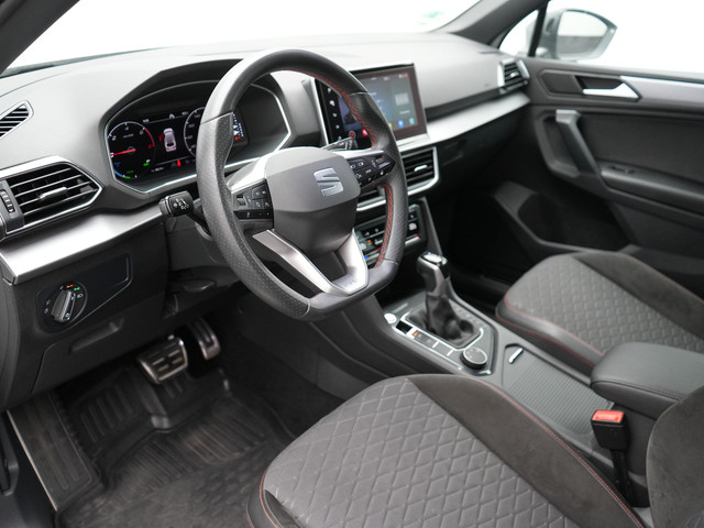 Seat Tarraco 1.4 TSI e-Hybrid FR Plug in Hybrid 245pk PHEV | Trekhaak af Fabriek | Adaptive Cruise | 360 Camera | Half Lederen Sportstoelen M