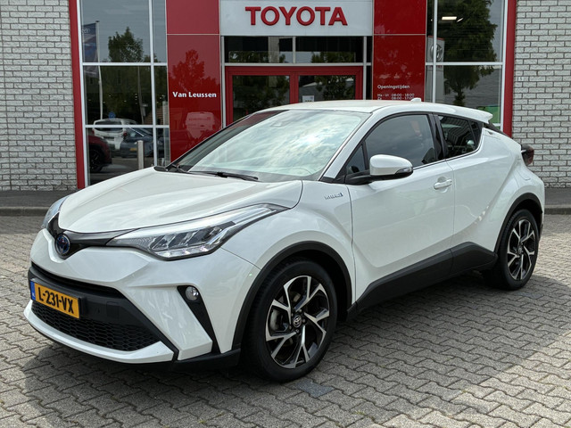 toyota-c-hr-1.8-hybrid-dynamic-park-sensoren-navi-apple-android-18-lm-velgen-clima-ad-cruise-camera-nl-auto
