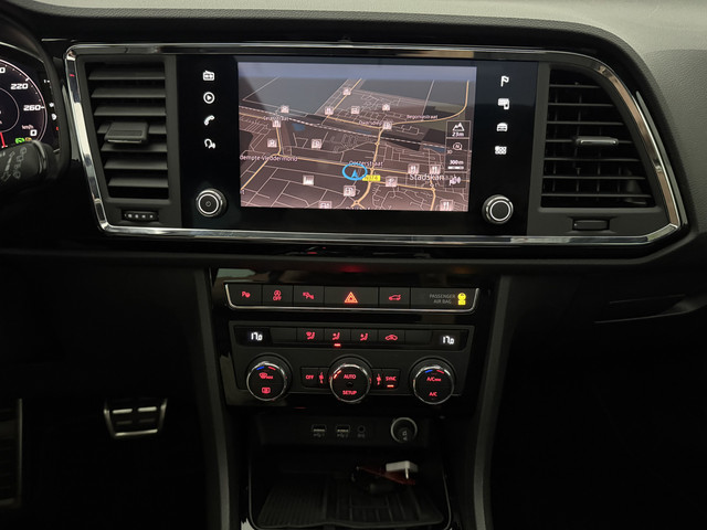 Seat Ateca 1.5 TSI FR | 360° | Pano | LED | Trekh. | Virtual | Sfeerver. | Carplay l NAP