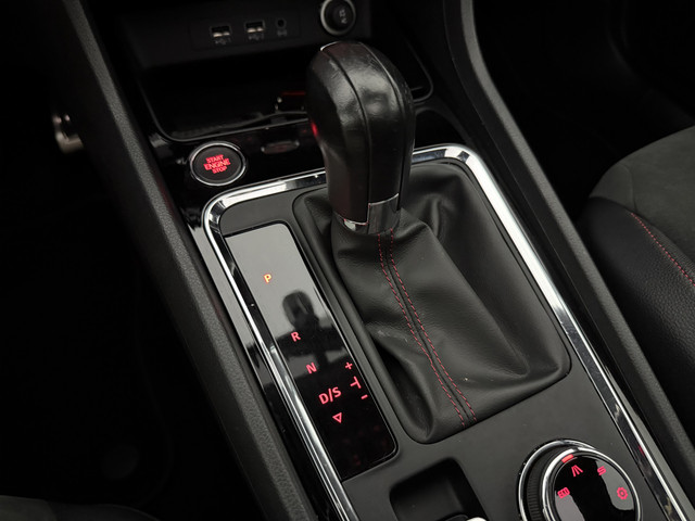 Seat Ateca 1.5 TSI FR | 360° | Pano | LED | Trekh. | Virtual | Sfeerver. | Carplay l NAP