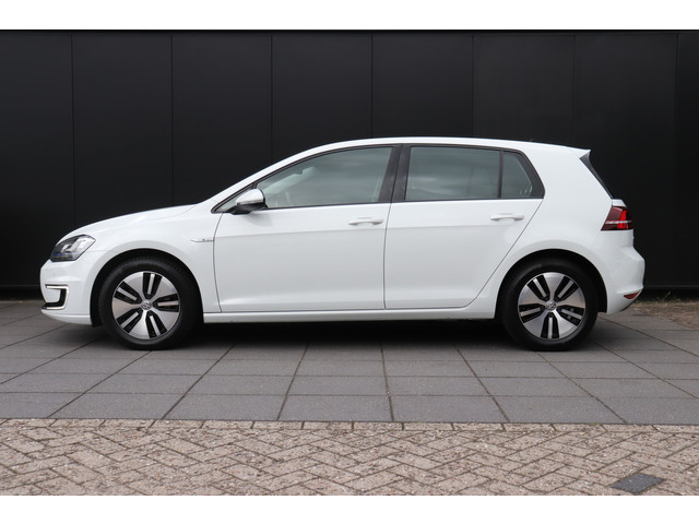 volkswagen-e-golf-116-pk---soh-83-6---navi---stoelverwarming---park-pilot