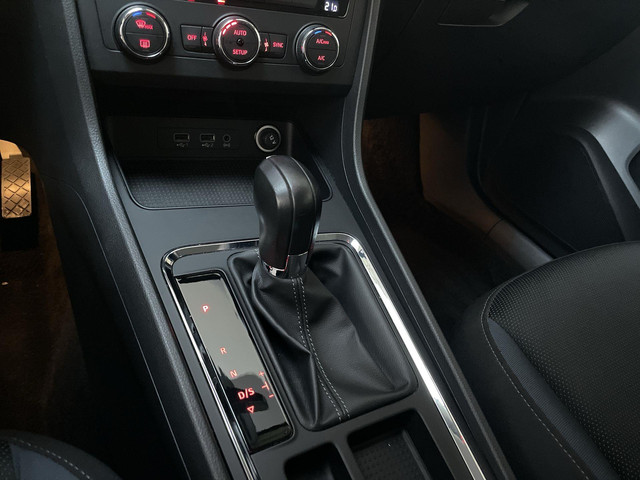 Seat Ateca 1.5 TSI 150pk DSG Style Business Intense LED Camera Navigatie Adaptive Cruise
