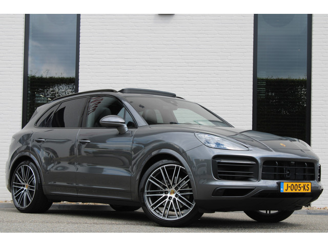 porsche-cayenne-3.0-e-hybrid---sport-chrono---sport-design---luchtvering---bose---panorama---vol-opties---nieuwstaat