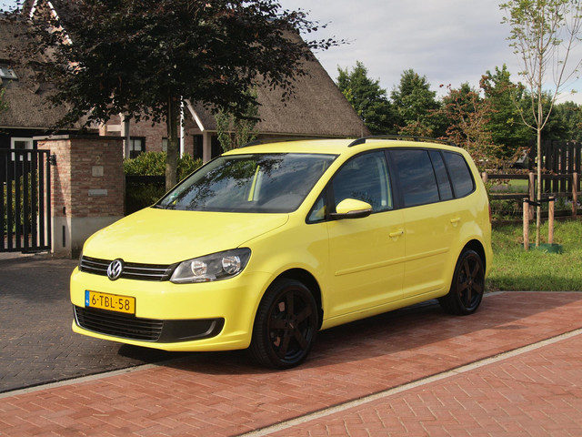 volkswagen-touran-1.4-tsi-comfortline-ecofuel---cng-aardgas---camera---dsg-automaat---trekhaak---dealer-onderhouden--
