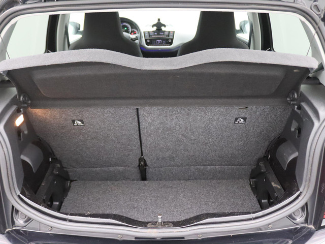 Volkswagen e-up! Max 260 km range Cruise, CCS, Stoel- en voorruitverwarming, achteruitrijcamera, Parkeerhulp achter, 15'' lichtmetaal