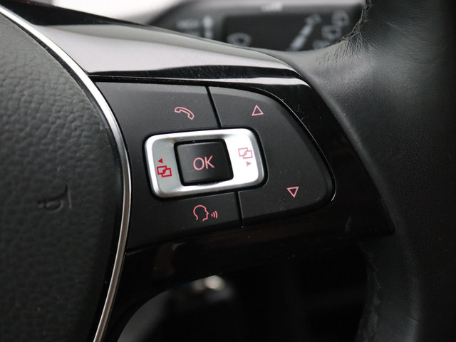 Volkswagen e-up! Max 260 km range Cruise, CCS, Stoel- en voorruitverwarming, achteruitrijcamera, Parkeerhulp achter, 15'' lichtmetaal