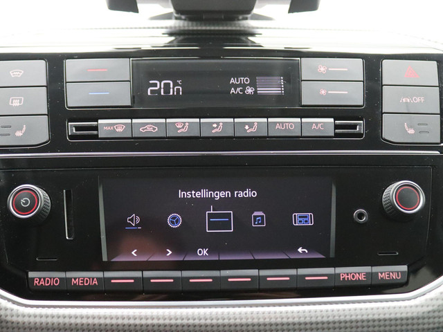 Volkswagen e-up! Max 260 km range Cruise, CCS, Stoel- en voorruitverwarming, achteruitrijcamera, Parkeerhulp achter, 15'' lichtmetaal