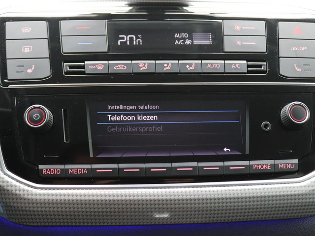 Volkswagen e-up! Max 260 km range Cruise, CCS, Stoel- en voorruitverwarming, achteruitrijcamera, Parkeerhulp achter, 15'' lichtmetaal