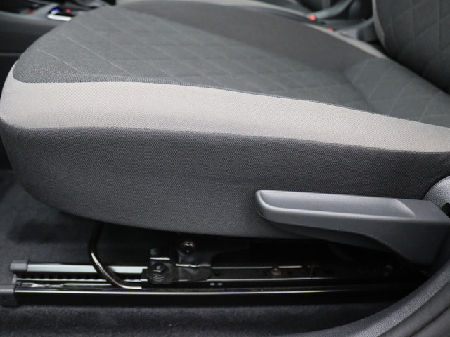 Volkswagen e-up! Max 260 km range Cruise, CCS, Stoel- en voorruitverwarming, achteruitrijcamera, Parkeerhulp achter, 15'' lichtmetaal