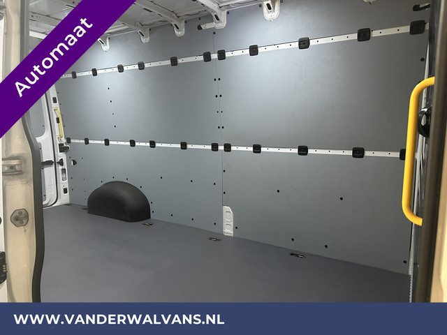 Volkswagen Crafter 2.0 TDI 141pk Automaat L4H3 L3H2 Euro6 Airco | Camera | Apple Carplay | Cruisecontrol Android Auto, Stoelverwarming, Bijrijdersb