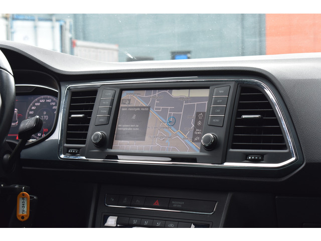 Seat Ateca 1.0 EcoTSI Style Business Intense LED | Virtual Cockpit | Carplay | Camera | DAB | Elek. Trekhaak | Navi | Clima | Cruise | PDC