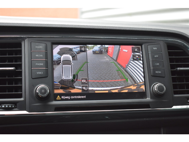 Seat Ateca 1.0 EcoTSI Style Business Intense LED | Virtual Cockpit | Carplay | Camera | DAB | Elek. Trekhaak | Navi | Clima | Cruise | PDC