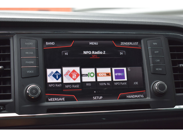 Seat Ateca 1.0 EcoTSI Style Business Intense LED | Virtual Cockpit | Carplay | Camera | DAB | Elek. Trekhaak | Navi | Clima | Cruise | PDC