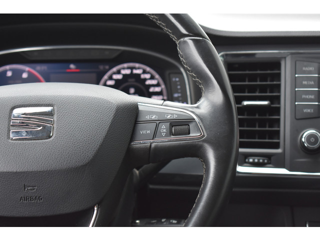 Seat Ateca 1.0 EcoTSI Style Business Intense LED | Virtual Cockpit | Carplay | Camera | DAB | Elek. Trekhaak | Navi | Clima | Cruise | PDC