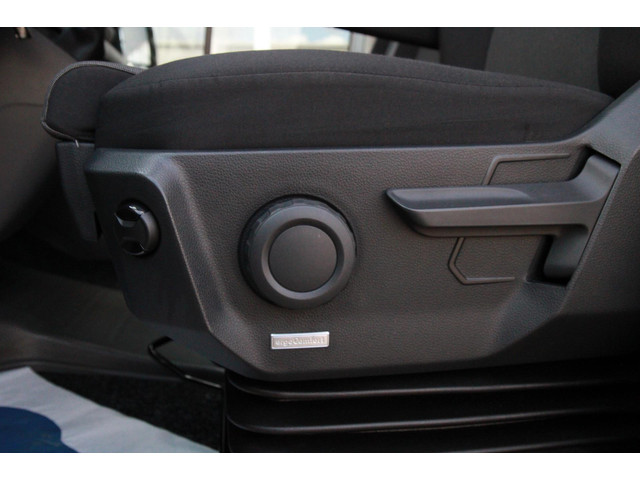 Volkswagen Crafter 35 2.0 TDI L3H2 App connect Gev. Stoel Cruise dealer onderhouden