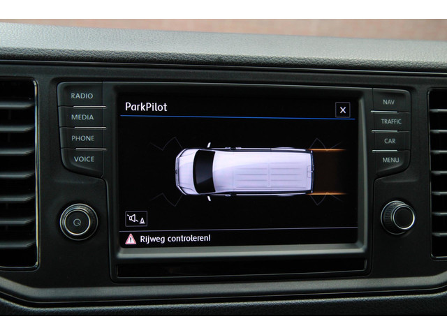Volkswagen Crafter 35 2.0 TDI L3H2 App connect Gev. Stoel Cruise dealer onderhouden