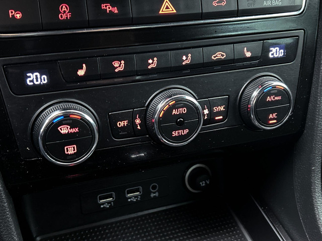 Seat Ateca 1.4 EcoTSI Xcellence Automaat | Navigatie | Camera | Trekhaak | Adaptive Cruise Control | Stoelverwarming