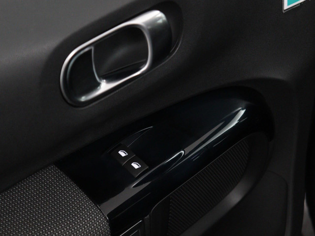 Citroen C4 Cactus 1.2 PureTech Shine Automaat | Camera | Navigatie | Cruise Control