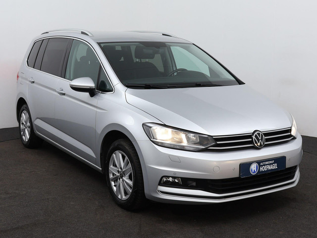 Volkswagen Touran 1.5 TSI Highline 7p Automaat | Stoelverwarming | Adaptive Cruise Control | Parkeersensoren | Apple CarPlay
