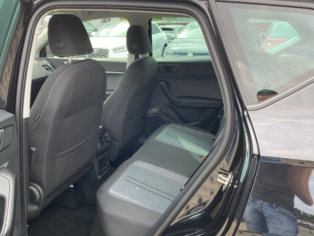 Seat Ateca 1.5 TSI DSG STYLE TREKHAAK NAVI CARPLAY ACC PDC STOELVERW E-KLEP