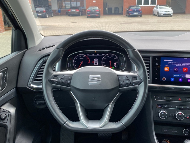 Seat Ateca 1.5 TSI DSG STYLE TREKHAAK NAVI CARPLAY ACC PDC STOELVERW E-KLEP