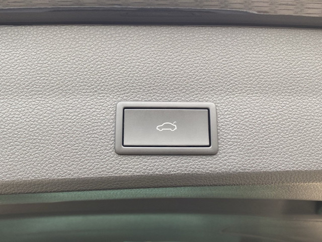 Seat Ateca 1.5 TSI DSG STYLE TREKHAAK NAVI CARPLAY ACC PDC STOELVERW E-KLEP