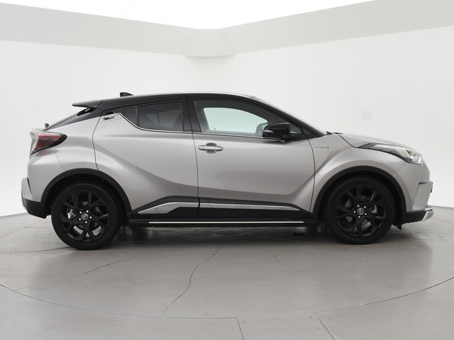 toyota-c-hr-1.8-hybrid-bi-tone-sport-executive---adaptive-cruise---jbl-audio---camera---stoelverwarming
