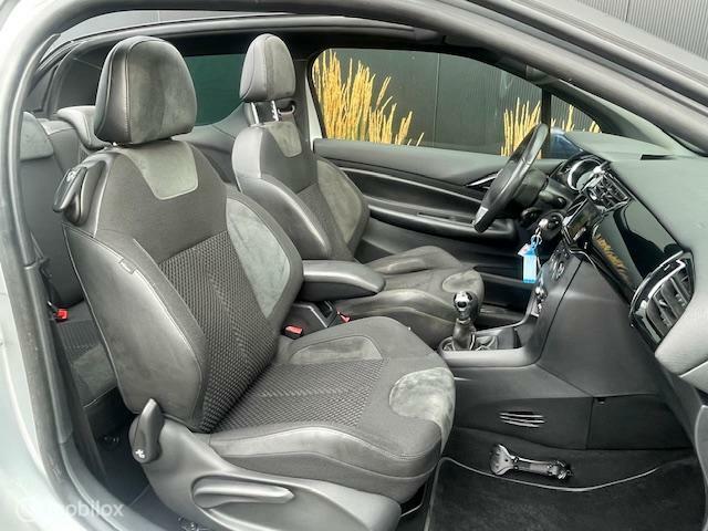 Citroen DS3 Cabrio So Chic | Sportstoelen | Navi | Clima|