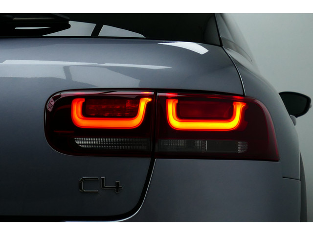 Citroen C4 Cactus 1.2 130pk Shine Plus. Camera, Navi, Clima, Cruise, StoelVerw, Haak 950kg